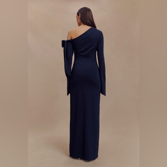 Meshki Nicola One Shoulder Crepe Maxi Dress - Dark Navy - Picture 5 of 9